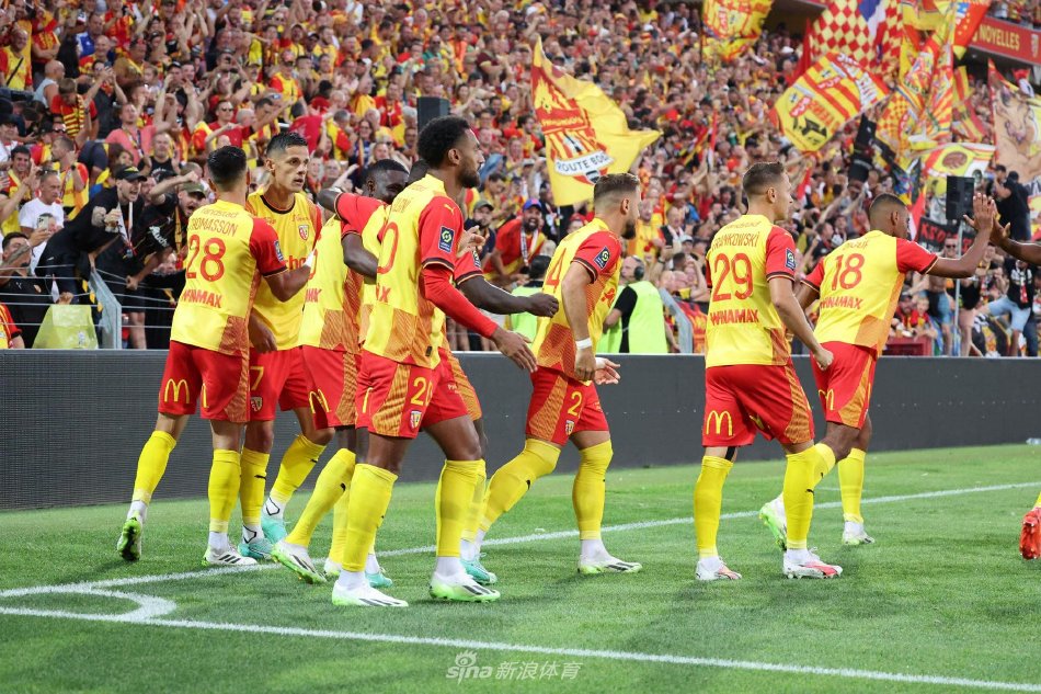 众心目中的 众心目中的