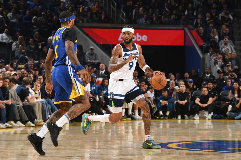 仅展示了他 仅展示了他